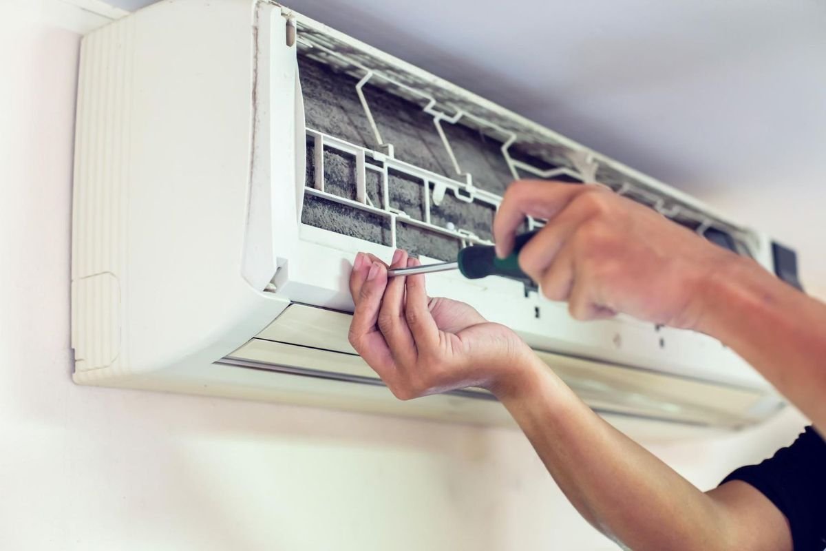 Air conditioner service and tune-up