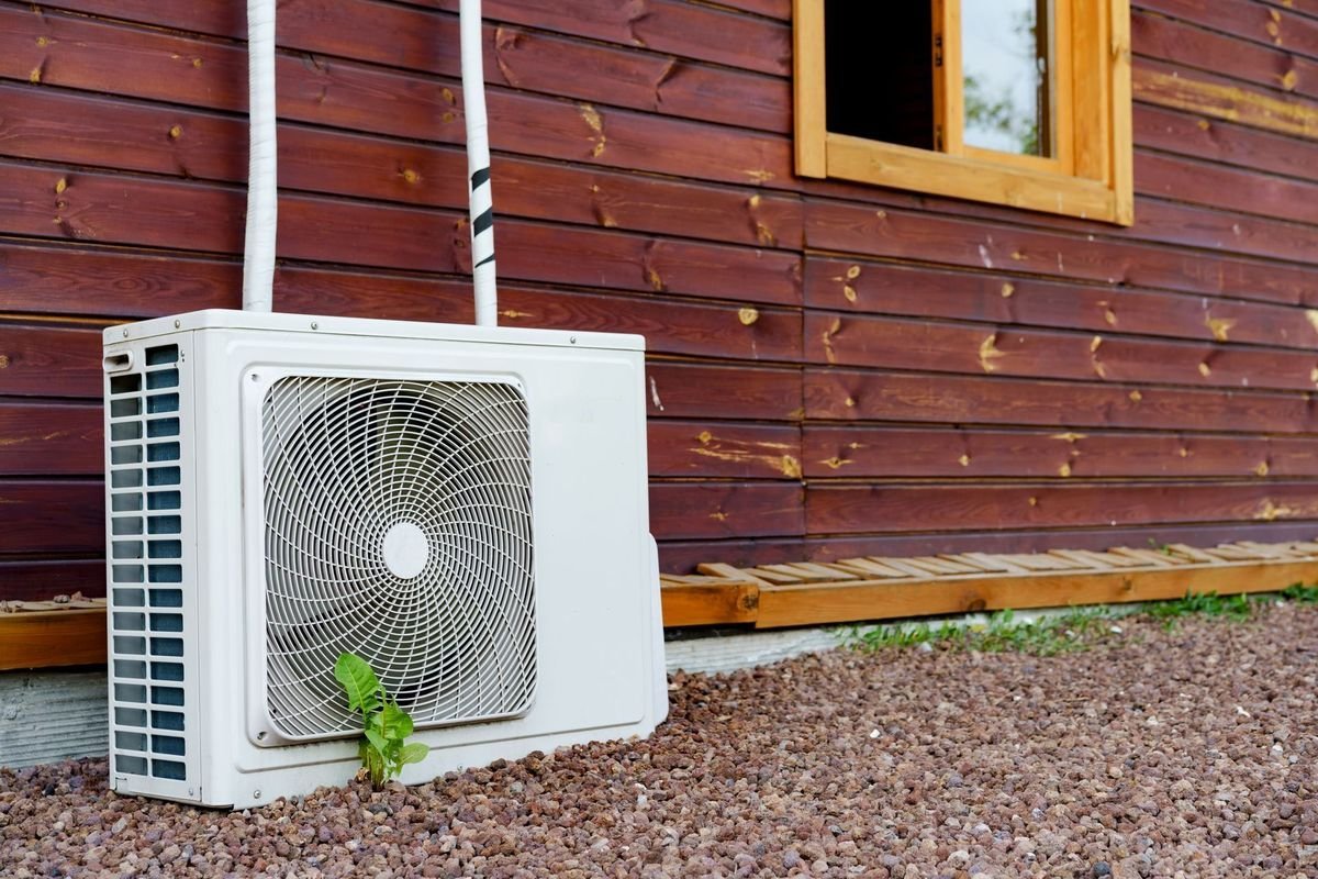 Heat pump installed outside a Greater Toledo home